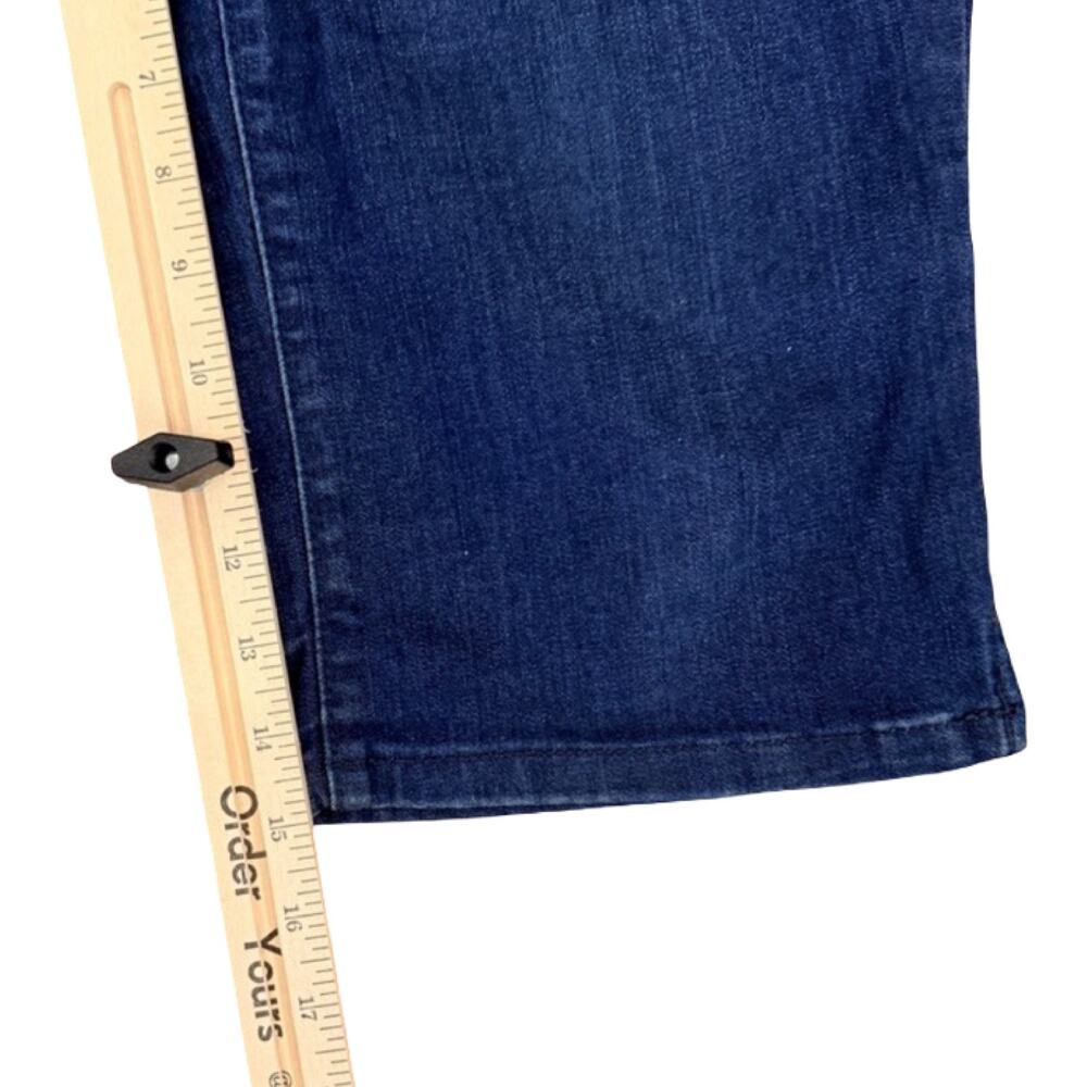 Lee Dark Wash Blue Curvy Fit Mid Rise Blue Cropped Stretch Capri Jeans Size 10 - Picture 6 of 9